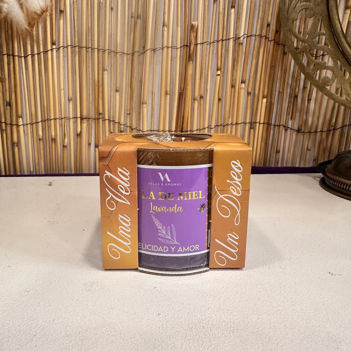 Vela de miel y lavanda