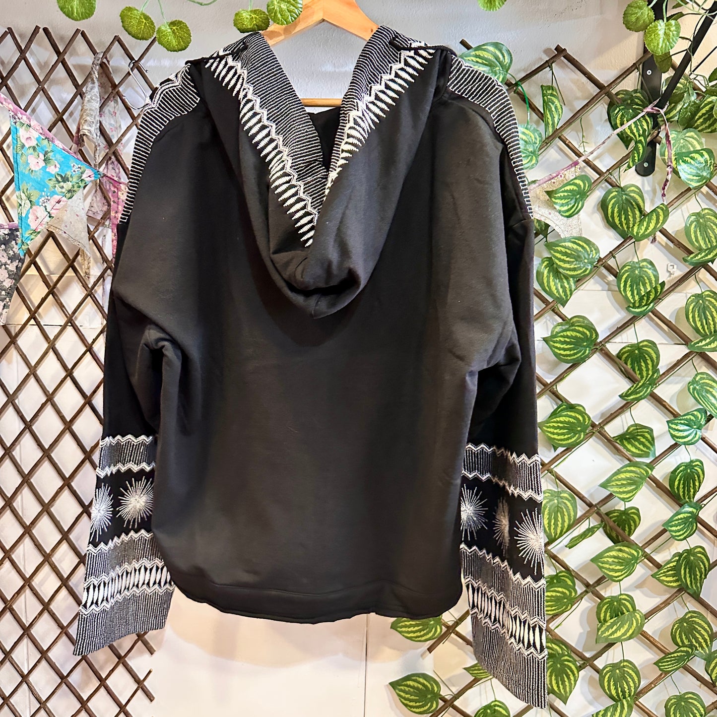 Sudadera Boho Eclipse